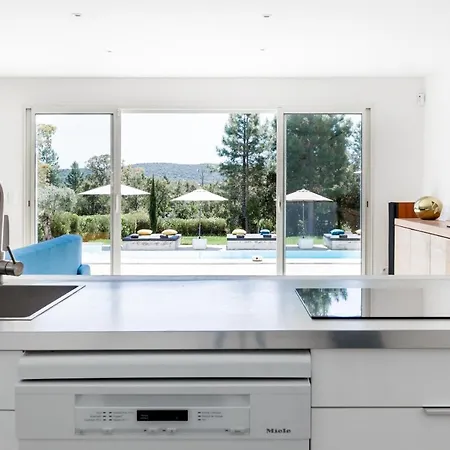 Luxe Avec Grande Piscine Proche Des Plages *